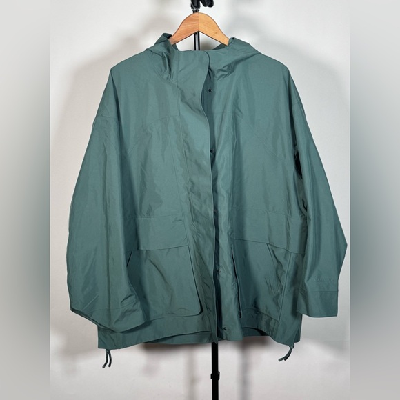 NWOT Lululemon Oversized Hooded Rain Jacket Medium Forest - Picture 7 of 10